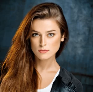 Emree Franklin Biography: Movies, Net Worth, Age, Songs, Wikipedia, Husband, Hieght