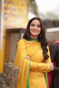 Jasmin Bhasin Biography: Husband, Net Worth, Age, Parents, House, Partner, Movie