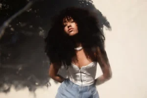 Jenevieve Biography: Age, Songs, Net Worth, Height, Instagram, Wiki, Education, Family