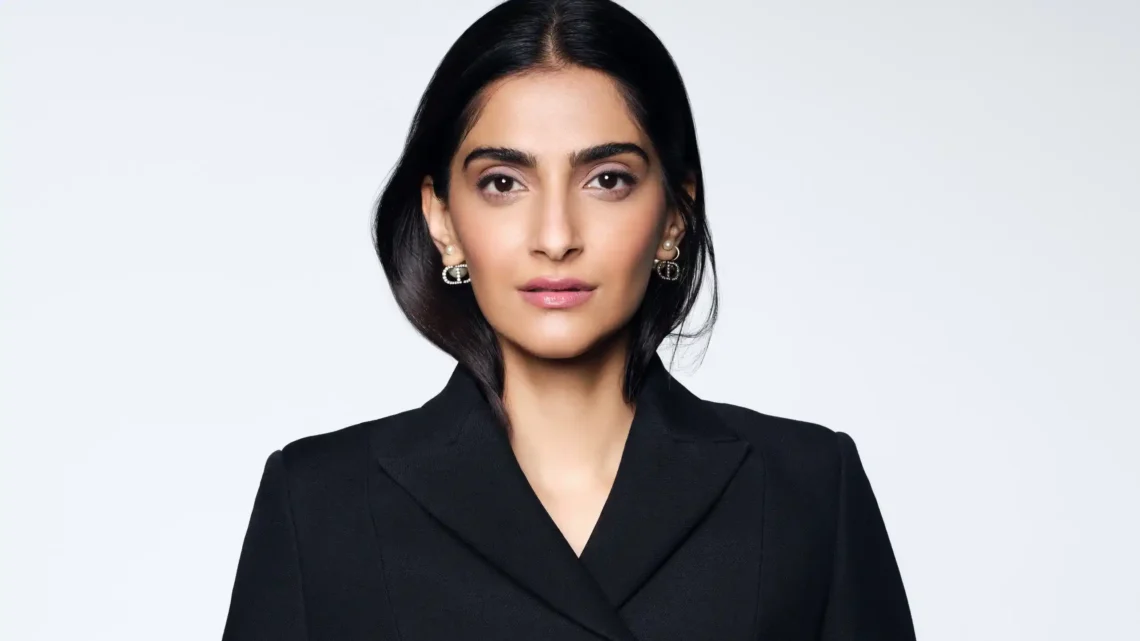 Sonam Kapoor Biography: Age, Movies, Net Worth, Parents, TV Shows, Birthday, Instagram, Siblings