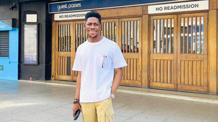 Moses Bliss Biography: Wife, Age, Songs, Net Worth, Phone Number, House, Wikipedia, Sister