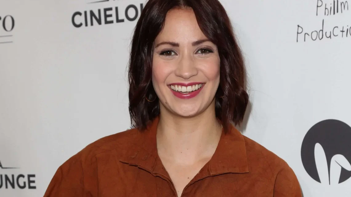 Kristen Gutoskie Biography: Net Worth, Husband, Wikipedia, Height, Age, Movies & TV Shows