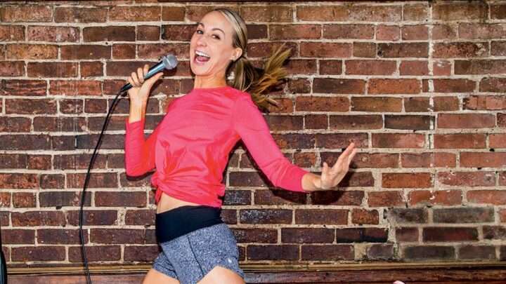 Nikki Glaser Biography: Net Worth, Age, Movies, Height, Siblings, Parents, Nationality