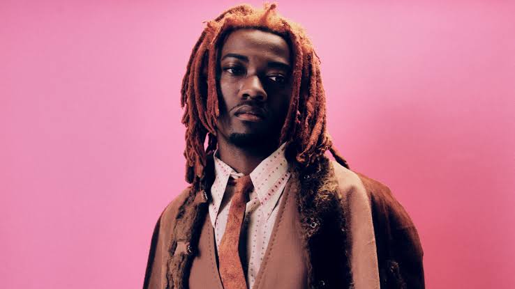 Redveil Biography: Real Name, Girlfriend, Age, Net Worth, Instagram, Wikipedia, Songs