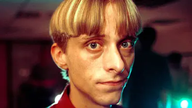 Mackenzie Crook Biography: Net Worth, Age, Wikipedia, Wife, Children, Movies & TV Shows, Books