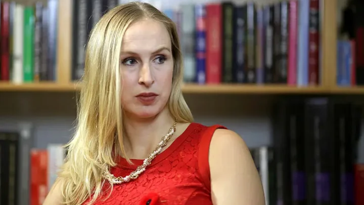 Craig Oliver’s daughter Annie Bergeron-Oliver Biography: Spouse, Age, Height, Net Worth, CTV NATIONAL NEWS, Wikipedia