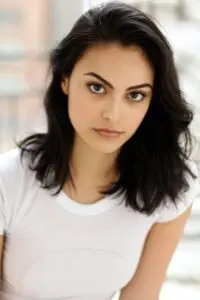 Camila Mendes Biography: Husband, Parents, Age, Net Worth, Siblings, Movies, Nationality