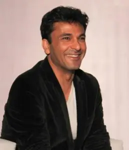 Vikas Khanna Biography: Age, Wife, Net Worth, Movies, Nationality, Books, Wikipedia, Instagram