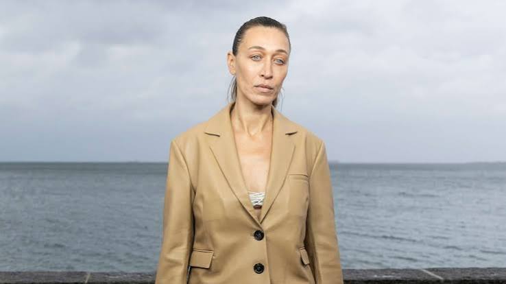 Gigi Hadid’s sister Alana Hadid Biography: Age, Parent, Net Worth, Boyfriend, Instagram, Wikipedia, Net Worth