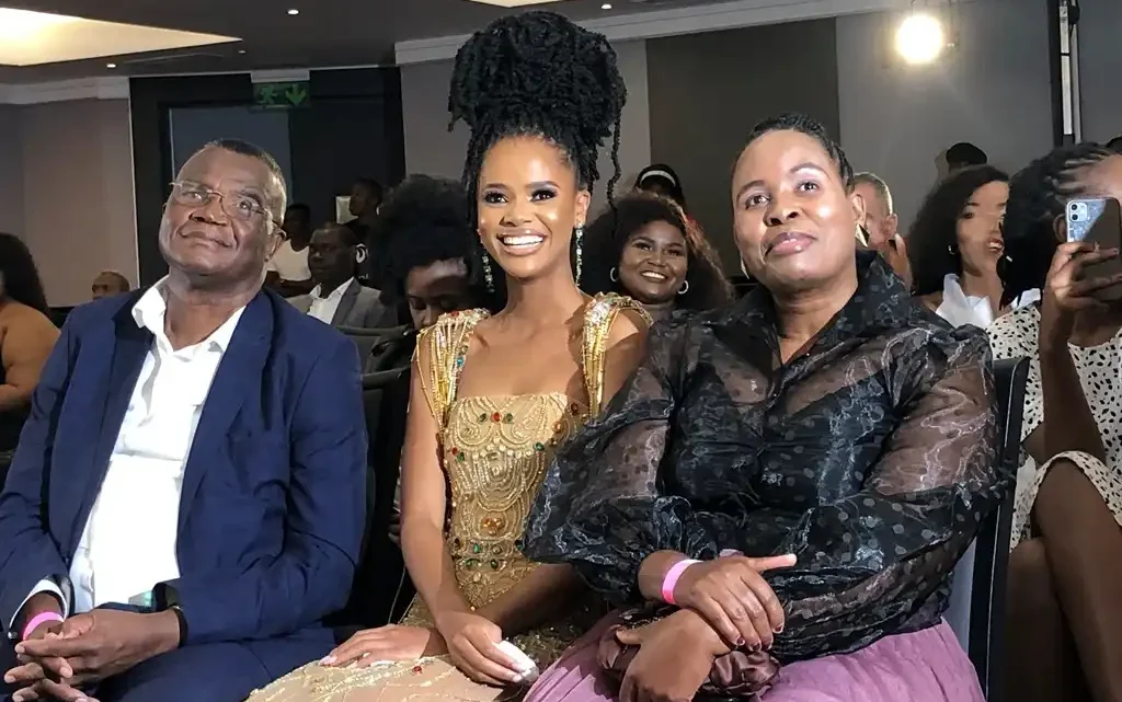 Meet Ndavi Nokeri Parents: Moses and Betty Nokeri