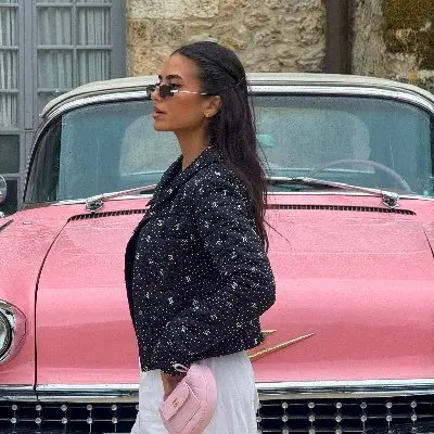 Natasha Aris Biography: Age, Parents, Net Worth, Boyfriend, Family, Wikipedia, Pictures