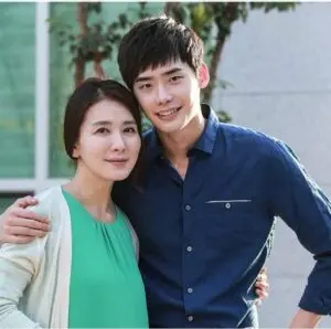 Lee Jong-Suk’s Parents: Meet Lee Han-kyu & Lui