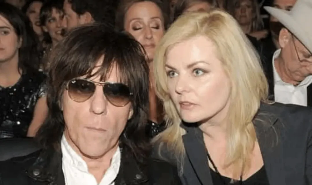 Jeff Beck’s wife, Sandra Cash Biography: Height, Age, Kids, Net Worth, Siblings, Wikipedia