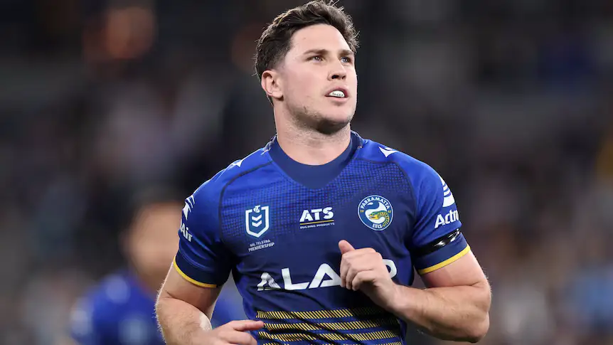 Mitchell Moses Biography: Wife, Age, Net Worth, Parents, Height, Nationality