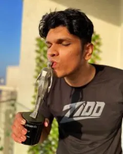 Mithilesh Patankar (Mythpat) Biography: Age, Girlfriend, Net Worth, Height, Siblings, YouTube
