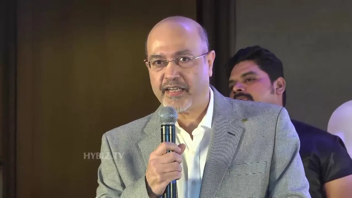 Tamannaah Bhatia’s father, Santhosh Bhatia Biography: Spouse, Age, Net Worth, Height, Instagram, Kids