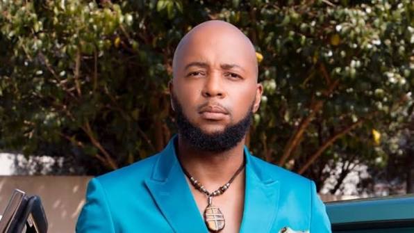 Stoan Seate Biography: Age, Wife, Daughter, Net Worth, Siblings, Songs, Movies, Children