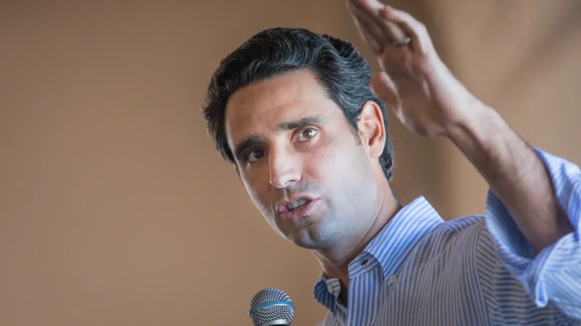 Ernie Garcia III Biography: Age, Wife, Net Worth, LinkedIn, Children, Parents