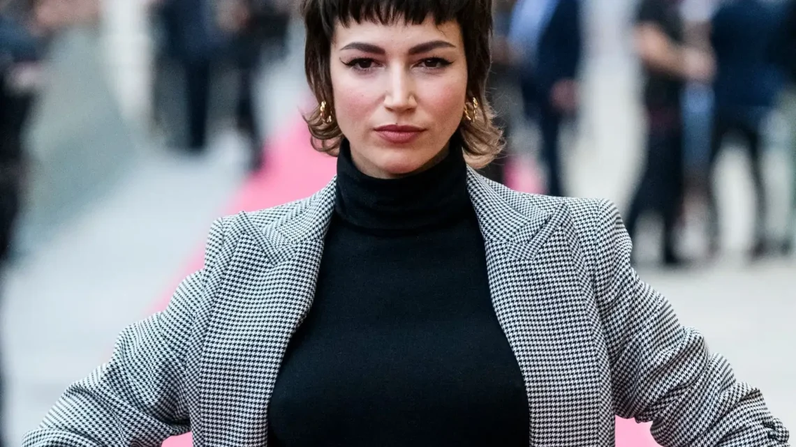 Úrsula Corberó Biography: Age, Net Worth, Sibling, Parents, Boyfriend, Height, Instagram, Awards, Movies, Wiki