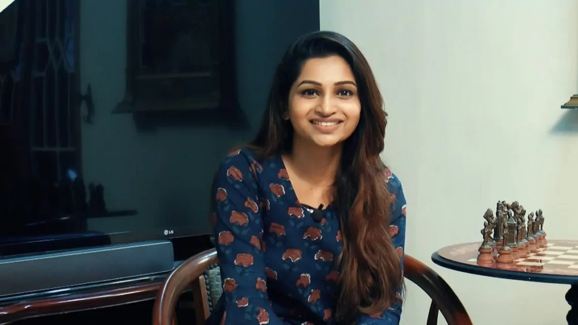 Nakshatra Nagesh Biography: Net Worth, Parents, Age, Wikipedia, Husband, Movies, YouTube