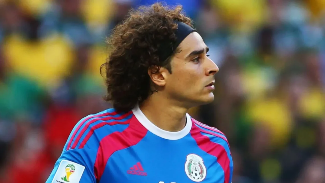 Guillermo Ochoa Biography: Age, Net Worth, Height, Team, Parents, Instagram, Wiki, Wife