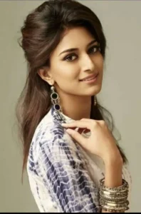 Erica Fernandes Biography: Age, Net Worth Husband, Movies, Wikipedia, YouTube, Parents