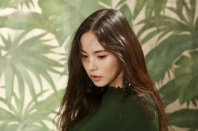 Min Hyo-rin Biography: Age, Net Worth, Height, Songs, Parents, Children, Sibling, Movies, Spouse