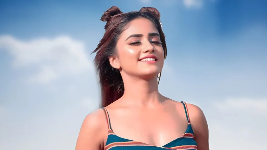 Nisha Guragain Biography: Age, Boyfriend, Net Worth, Parents, Husband, Height, Siblings, TikTok