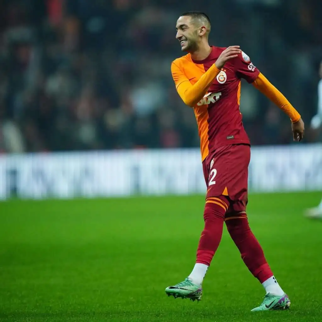 Hakim Ziyech Biography: Age, Net Worth, Height, Team, Siblings, Parents, Instagram, Wiki