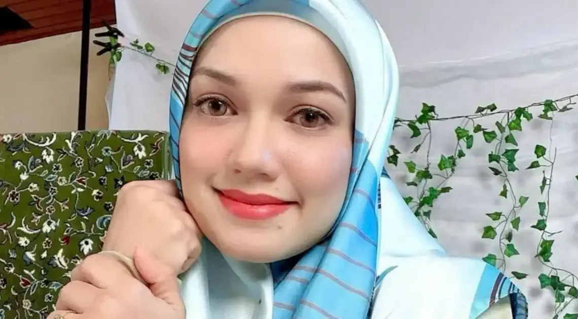 Puteri Sarah Liyana Biography: Age, Net Worth, Family, Wife, Father, Wikipedia, Entrepreneur Business