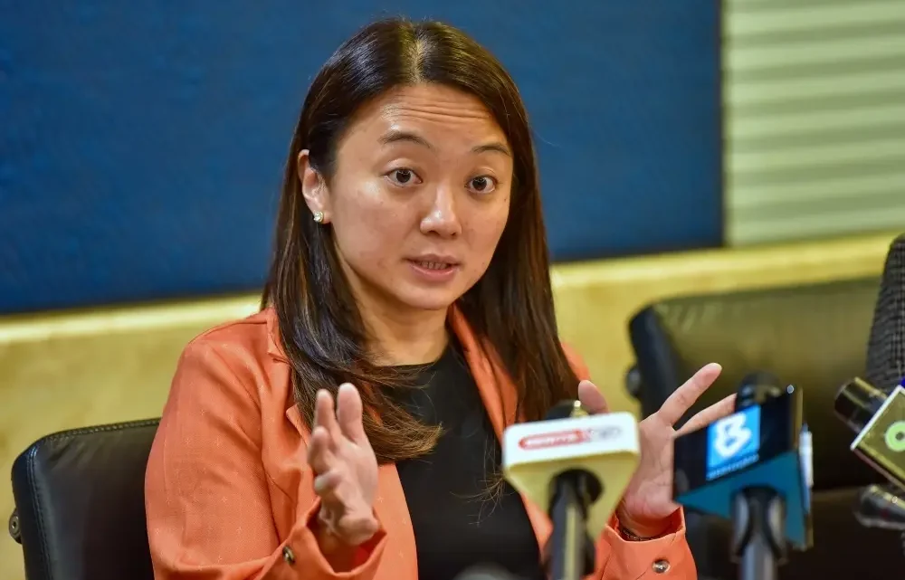 Hannah Yeoh Biography: Age, Spouse, Net Worth, Instagram, Kids, Nationality, Height, Book