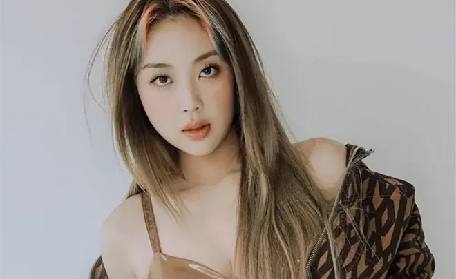 Lee Young-ji Biography: Age, Songs, Boyfriend, Net Worth, Instagram, Albums