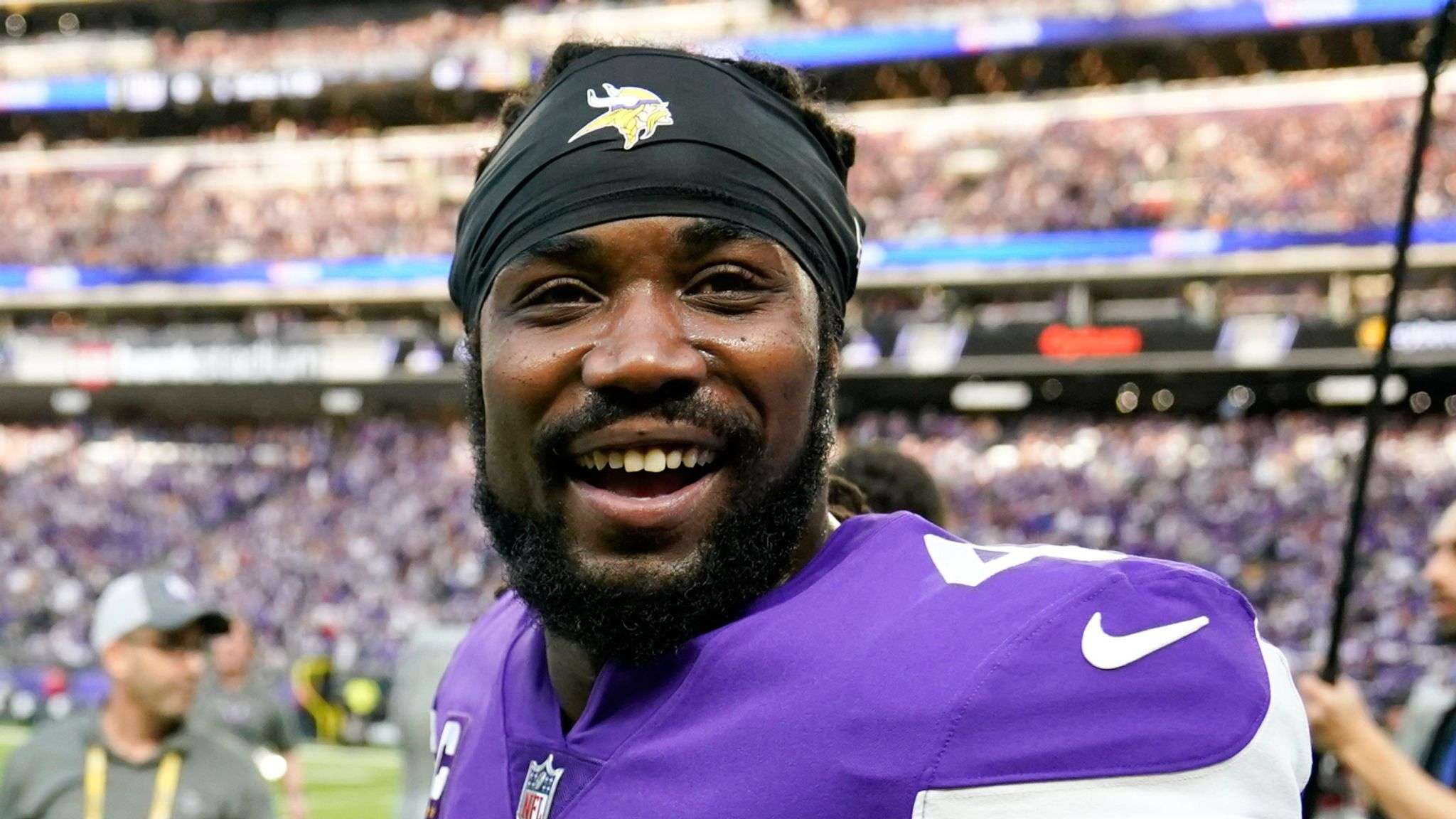Dalvin Cook Biography Age, Height, Net Worth, Goals, Girlfriend, Stats, Transfer News, Salary