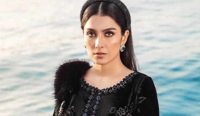 Ayeza Khan Biography: Age, Net Worth, Height, Parents, Spouse, Children, Instagram, Awards, Movies, Wiki