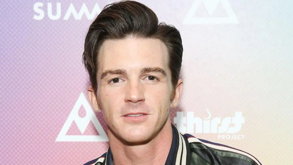 Drake Bell Biography: Age, Net Worth, Songs, YouTube, Girlfriend, Wife, Height, Spouse