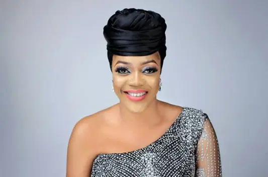 Eve Esin Biography: Husband, Age, Net Worth, Instagram, Wikipedia, Height, Movies, Boyfriend