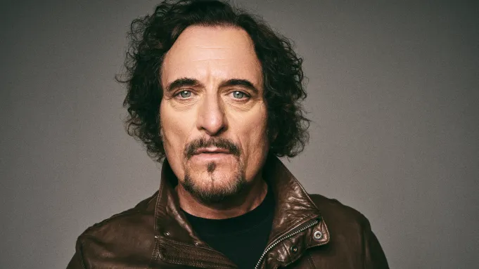 Kim Coates Biography: Award, Movies, Wife, Net Worth, Real Name, Age, Kids, Parents, Siblings