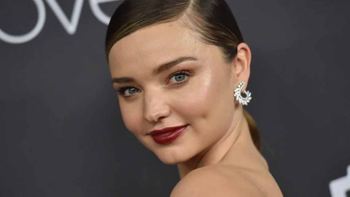 Miranda Kerr Biography: Age, Height, Net Worth, Parents, Boyfriend, Twitter, Children, Spouse Miranda Kerr Biography: Age, Height, Net Worth, Parents, Boyfriend, Twitter, Children, Spouse