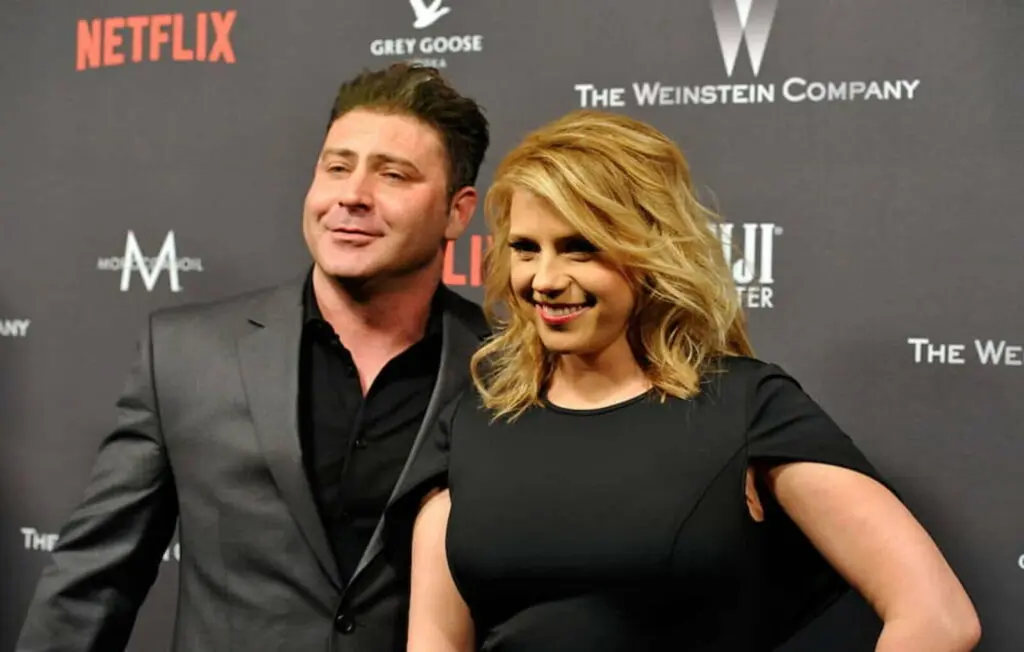 Jodie Sweetin’s ex-husband Shaun Holguin Biography: Age, Net Worth, Spouse, Instagram, Height, Parents, Siblings, Children, Wiki