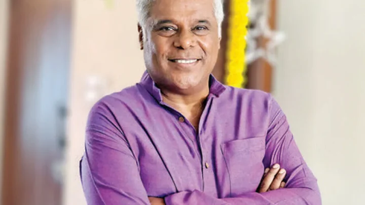 Ashish Vidyarthi Biography: Age, Net Worth, Parents, Instagram, Height, Wiki, Spouse, Awards, Movies, Children