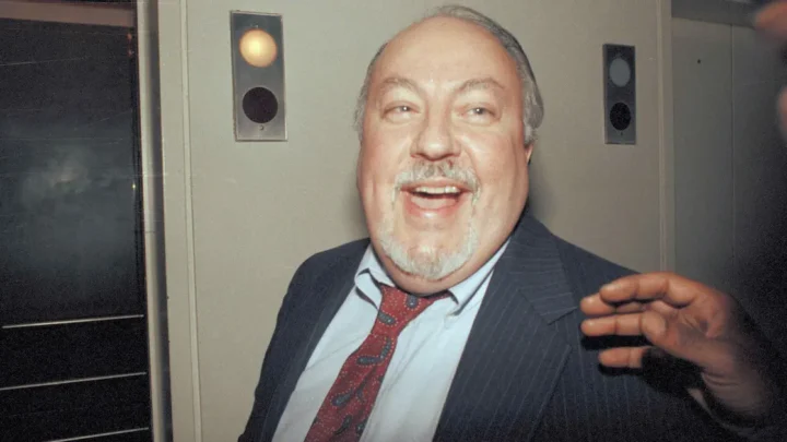 Roger Ailes Biography: Net Worth, Age, Awards, Spouse, Height, Children, Death