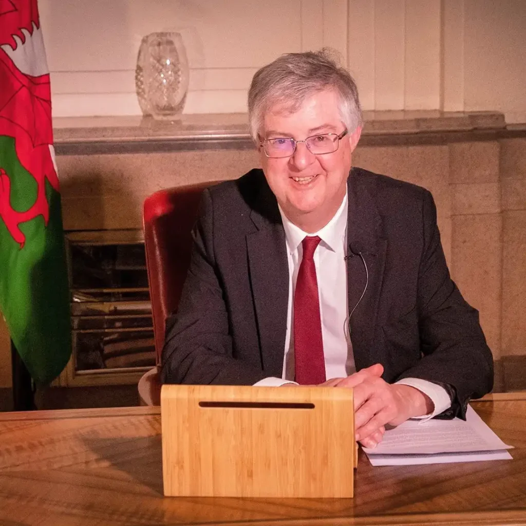 Mark Drakeford Biography: Age, Net Worth, Sibling, Parent, Instagram, Height, Wiki, Spouse, Children