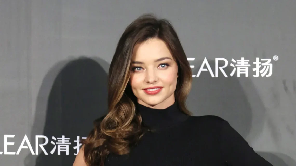 Miranda Kerr Biography: Age, Height, Net Worth, Parents, Boyfriend, Twitter, Children, Spouse