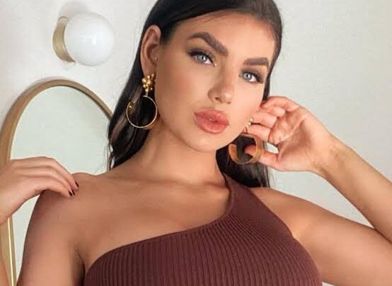 Nicole Thorne Biography: Age, Net Worth, Parents, Instagram, Height, Wiki, Spouse, Children