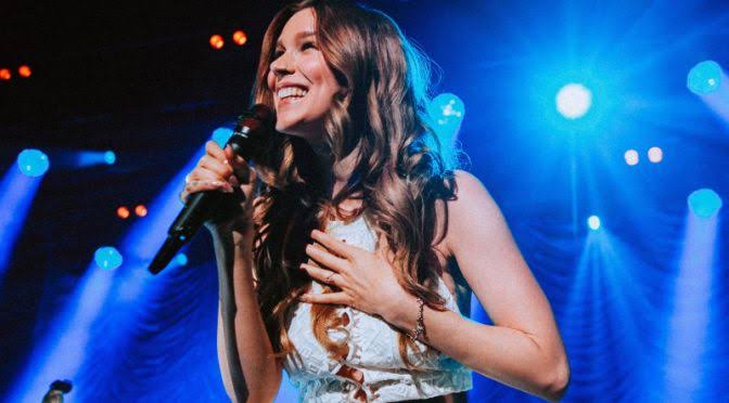 Joss Stone Biography: Age, Net Worth, Parents, Siblings, Spouse, Instagram, Height, Wiki, Awards, Films, Songs