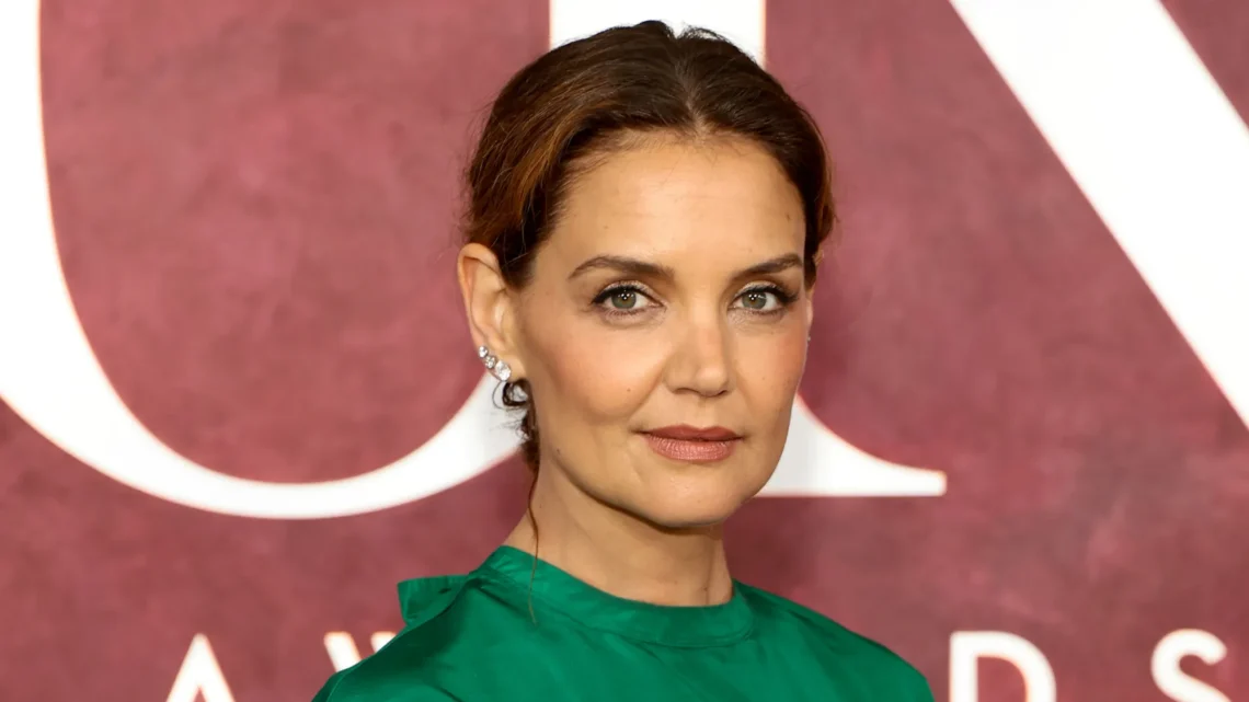 Katie Holmes Biography: Movies, Husband, Net Worth, Age, Children, Parents, Partner, Nationality