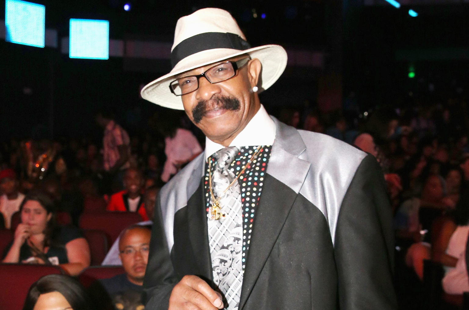 Drake's father, Dennis Graham Biography: Height, Wife, Wiki, Children