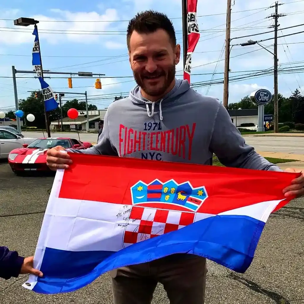 Steve Bacic Biography: Age, Net Worth, Instagram, Spouse, Height, Wiki, Parents, Siblings, Movies