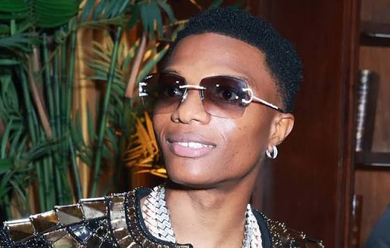 If Not For Money, Jada Wouldn’t Love Wizkid – Davido Fan