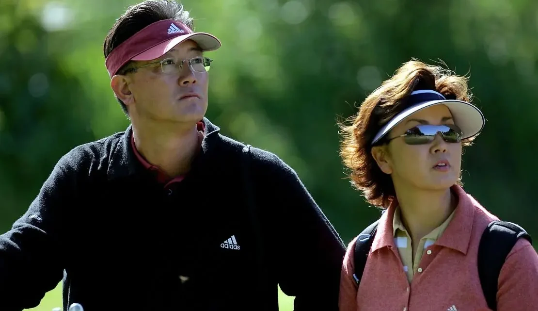 Byung-Wook Wie and Bo Wie: Michelle Wie West parents 